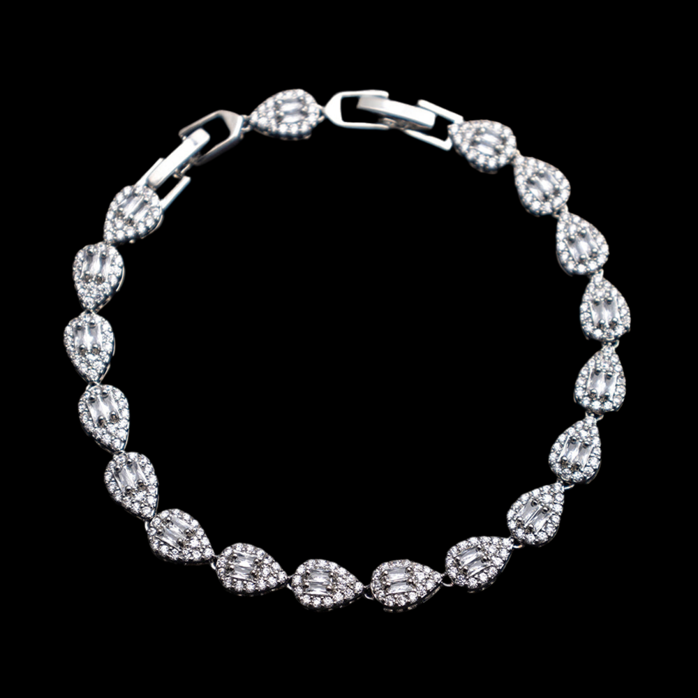 Cubic Teardrop Bracelet